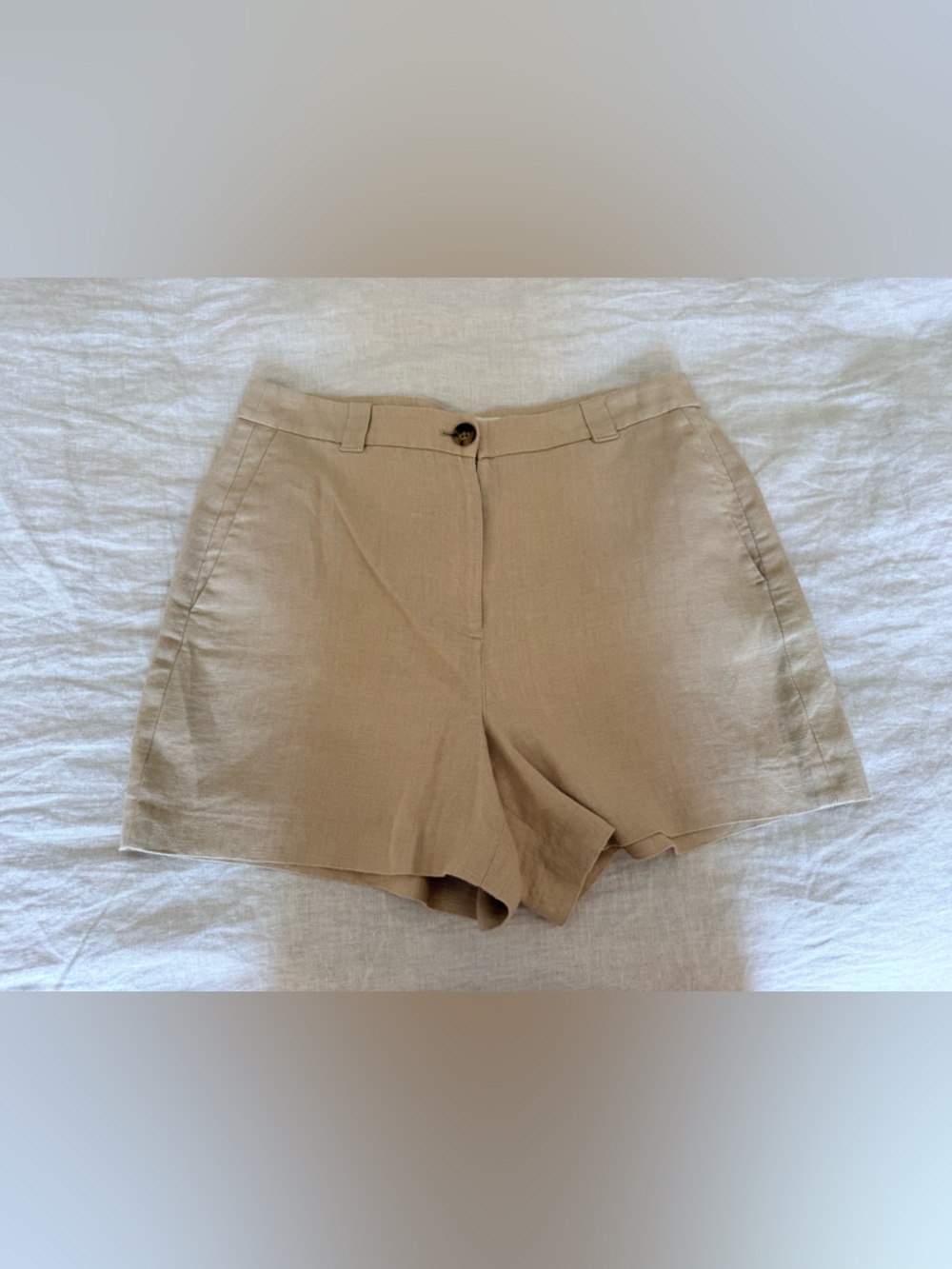 Women’s High-Rise Linen Shorts - Tan